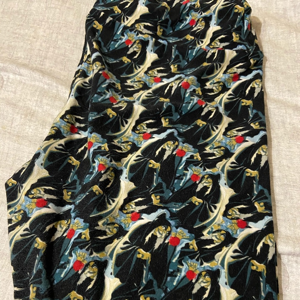 Disney LLR Leggings -TC- worn a couple times